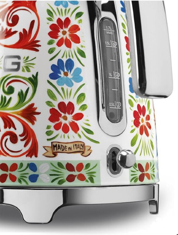 Чайник Smeg KLF03DGEU