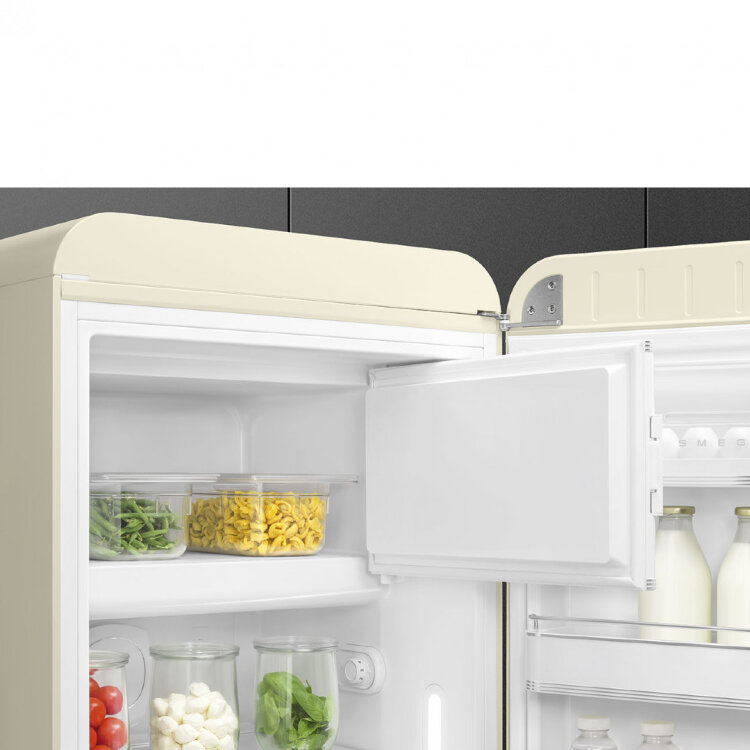 Холодильник Smeg FAB28RCR6