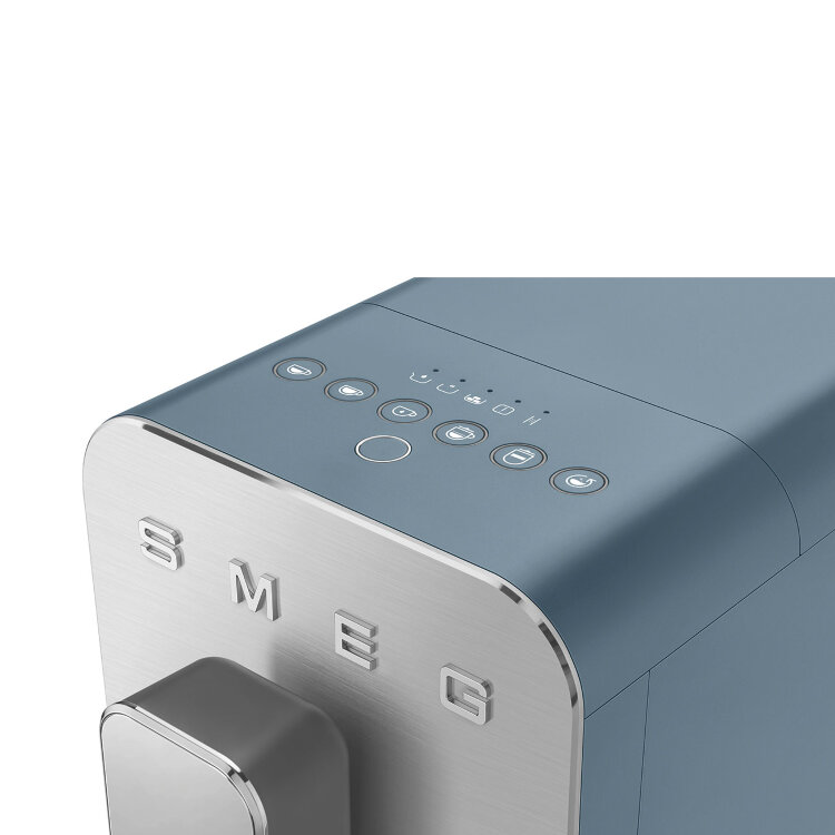 Кофемашина Smeg BCC13SBMEU