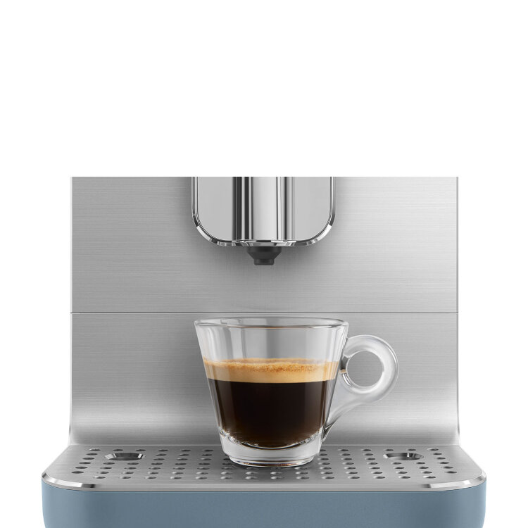 Кофемашина Smeg BCC13SBMEU
