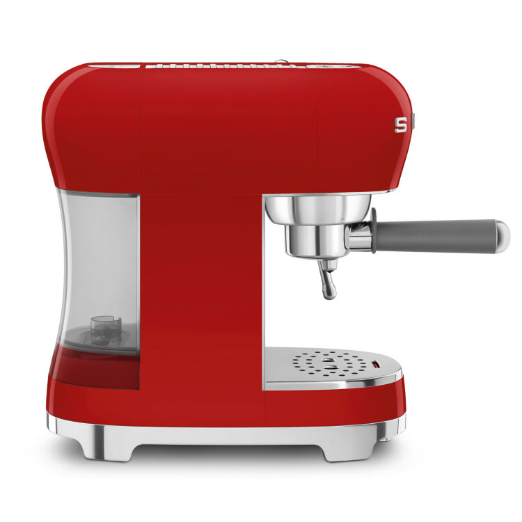 Кофемашина-эспрессо Smeg ECF02RDEU