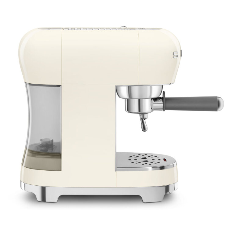 Кофемашина-эспрессо Smeg ECF02CREU