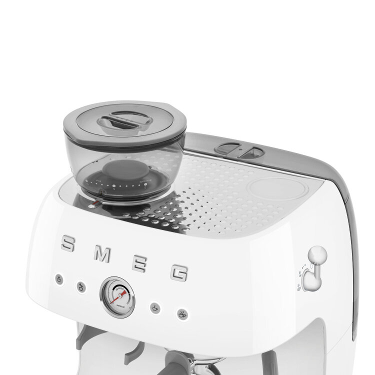 Кофемашина-эспрессо Smeg EGF03WHEU