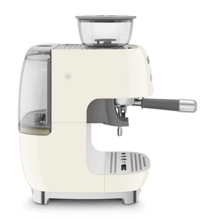Кофемашина-эспрессо Smeg EGF03CREU