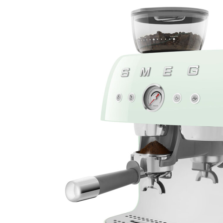 Кофемашина-эспрессо Smeg EGF03PGEU